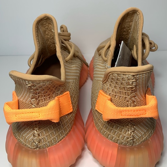Adidas Yeezy boozt 350 v2 clay size 10 - Picture 2 of 6